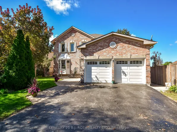 24 Grand Forest Dr, Barrie, ON L4N 7E8