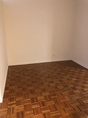 Rented by R New York | media 30