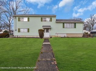 1 Fredric Dr, Ocean, NJ 07712