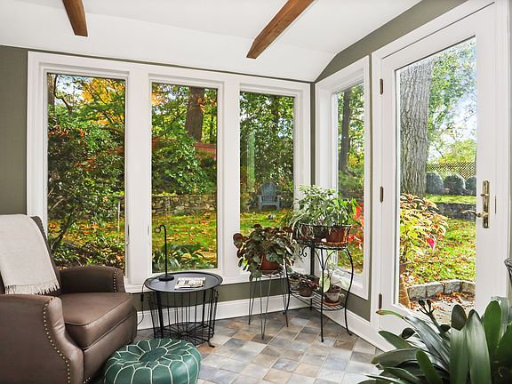 38 Elkan Rd Larchmont NY 10538-print-015-013-012-4200x2359-300dpi.jpg