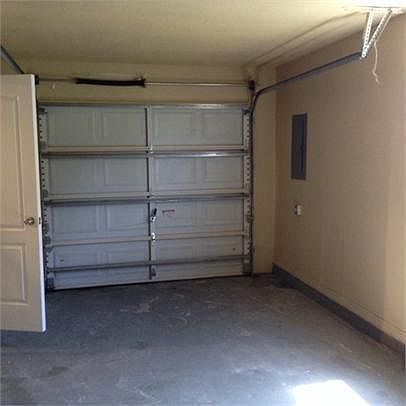 2nd image of 800 Lucaya Dr