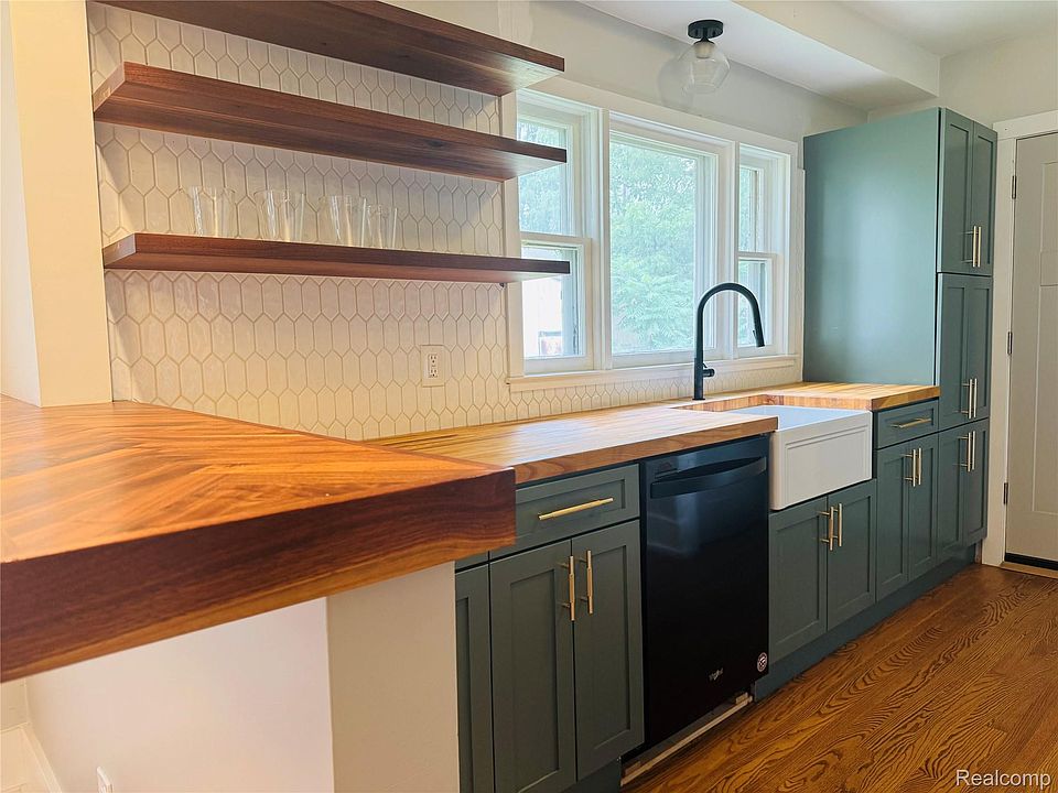 20504 Prairie St, photo 8