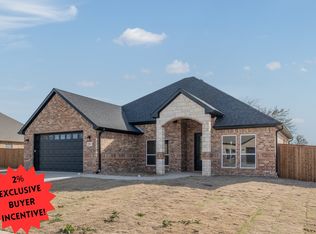 503 Limestone Cir, Mabank, TX 75147