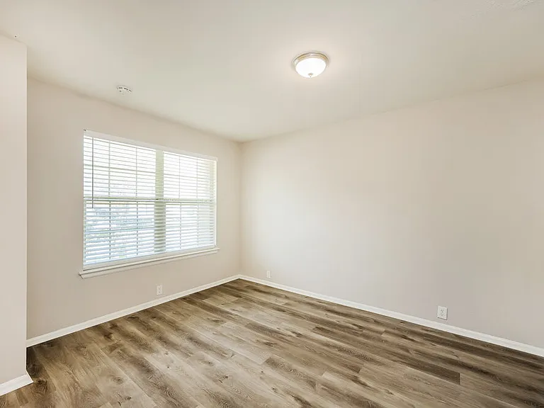 3455 Blue Topaz — Photo 10