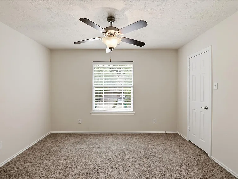 323 Bloomhill Pl — Photo 11