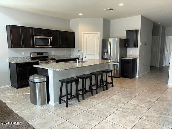 3rd image of 31021 W Monterey Ave