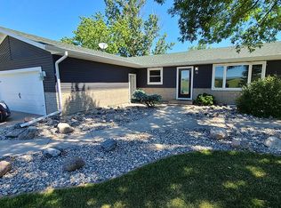 13 Lind Blvd, Harwood, ND 58042