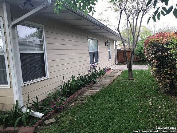 4th image of 506 Timberlane Dr