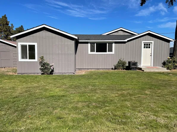 3796 Davis Dr, Hood River, OR 97031