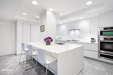 Rented by Sotheby's International Realty