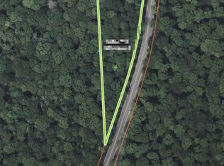 Sandy Beach Rd, Clifton, PA 18424