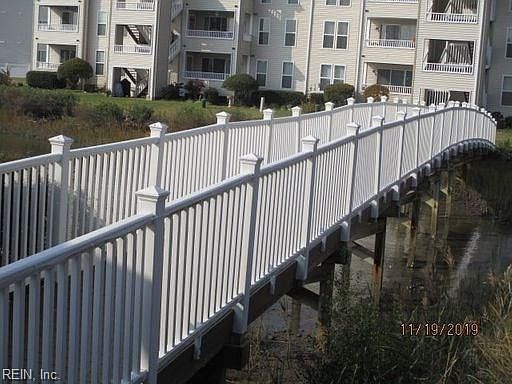 2nd image of 233 Island Cove Ct APT B
