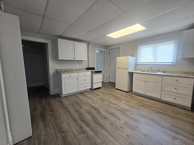 319 S Shelby St #1B — Photo 6