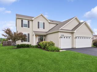 7008 Liam Ln, McHenry, IL 60050