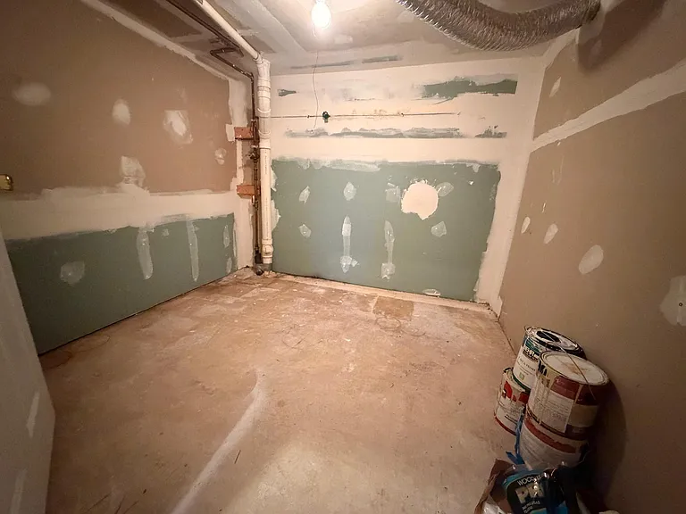 434 Lilac Ter NE — Photo 37