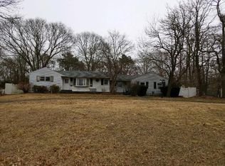 89 Blydenburgh Rd, Centereach, NY 11720