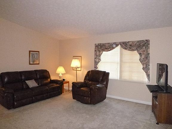2nd image of 709 Teasel Dr
