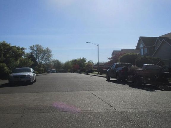 Exterior Neighborhood (street photo)