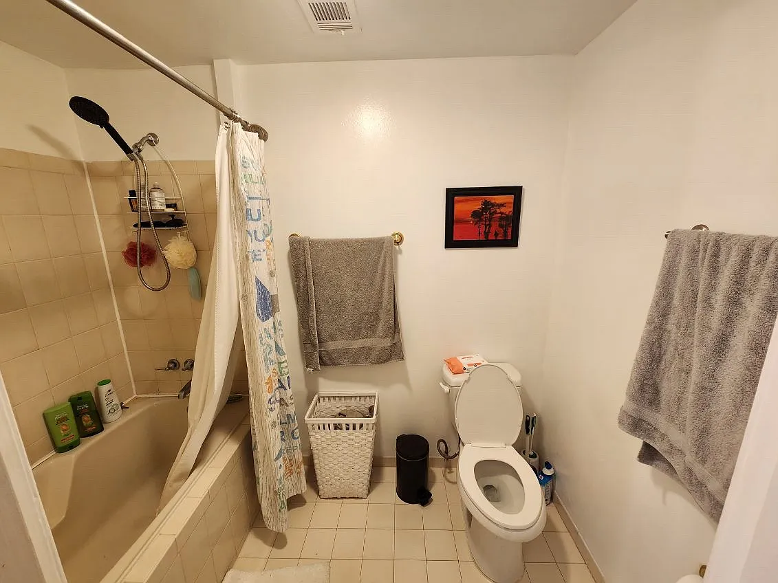 2161 Peachtree Rd NE — Photo 3