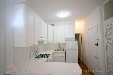 Rented by Metropolitan Realty