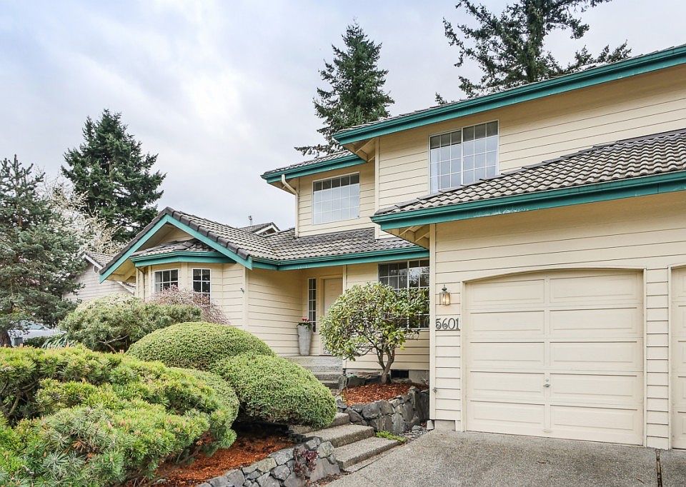 1st image of 5601 Lakeland Hills Way SE