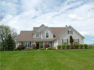 7179 Hickory Creek Dr, Dexter, MI 48130