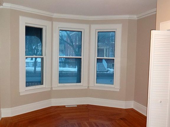 4th image of 98 Church St #98
