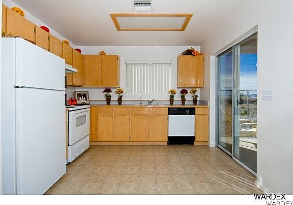 4th image of 2331 Shorewood Drive