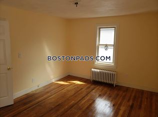 122-124 Charles St, Waltham, MA 02453