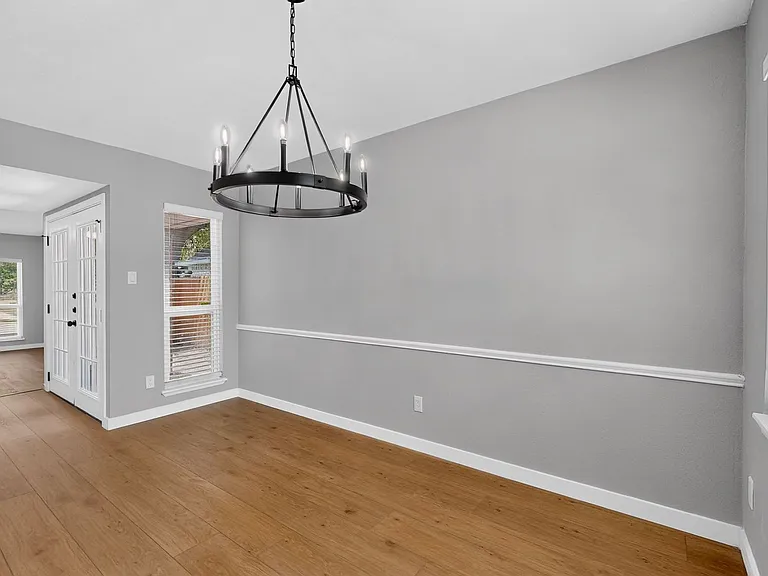 243 Woodhurst Dr — Photo 14