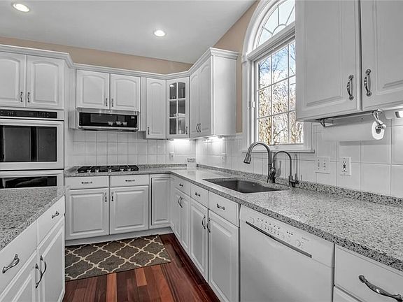 5th image of 6295 Sunflower Ct
