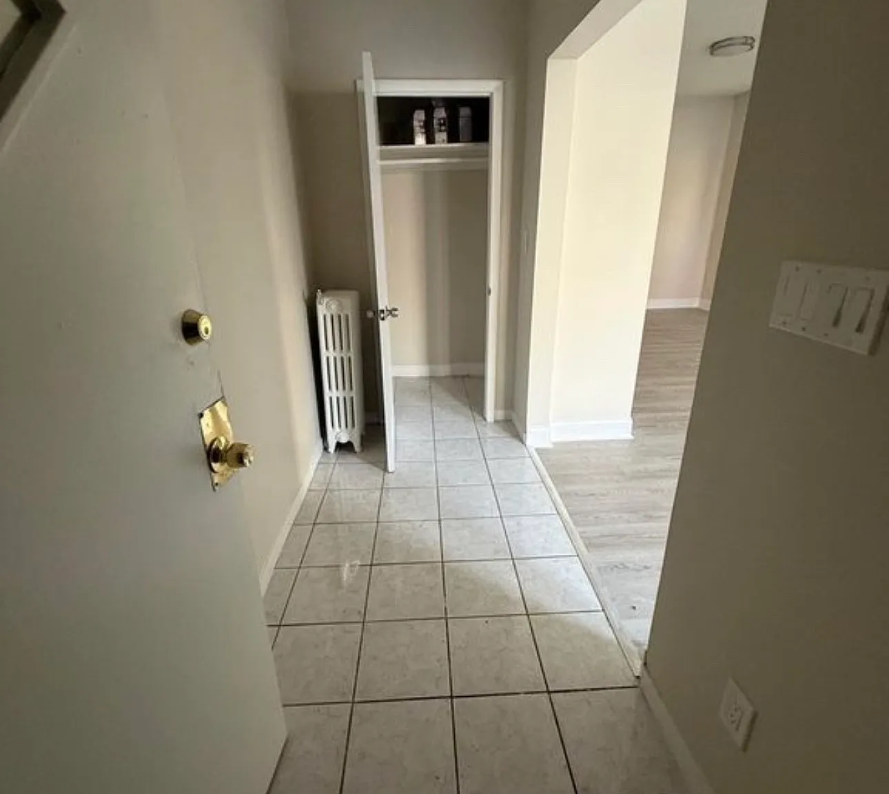 3 bed, 1480 sqft, $2,200 — Photo 1