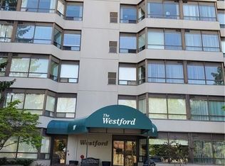 744 Wonderland Rd S #1208, London, ON N6K 4K3