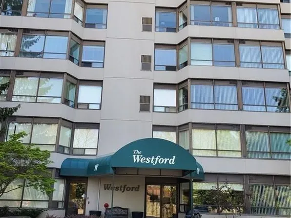 744 Wonderland Rd S #1208, London, ON N6K 4K3
