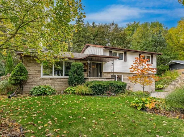 33 Shadywood Cres, Kitchener, ON N2M 4J1