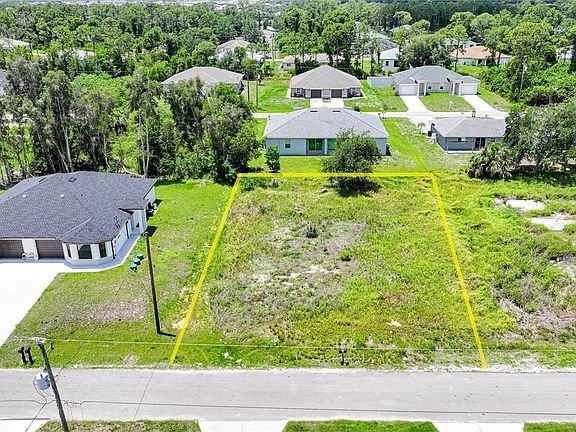 2nd image of 4713/4715 27th St SW