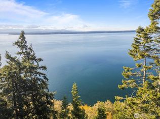 4530 Smugglers Cove Rd Road, Freeland, WA 98429