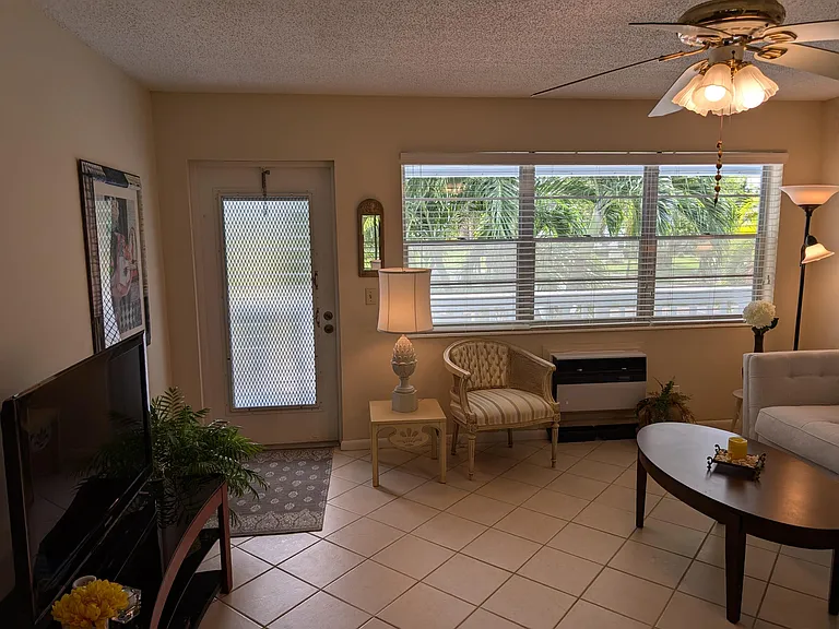 436 Markham Dr #436-T — Photo 3