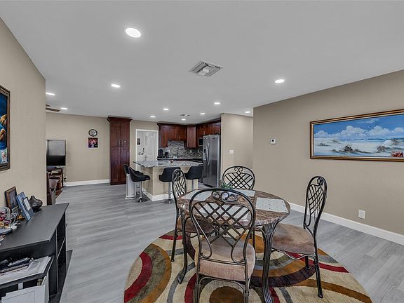 5th image of 8207 NW 59th Court