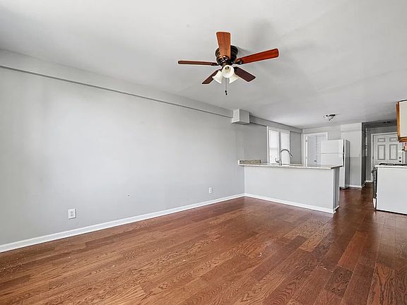 3rd image of 4322 S Mozart St #1