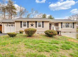 1014 Ingalls St, Clifton Forge, VA 24422