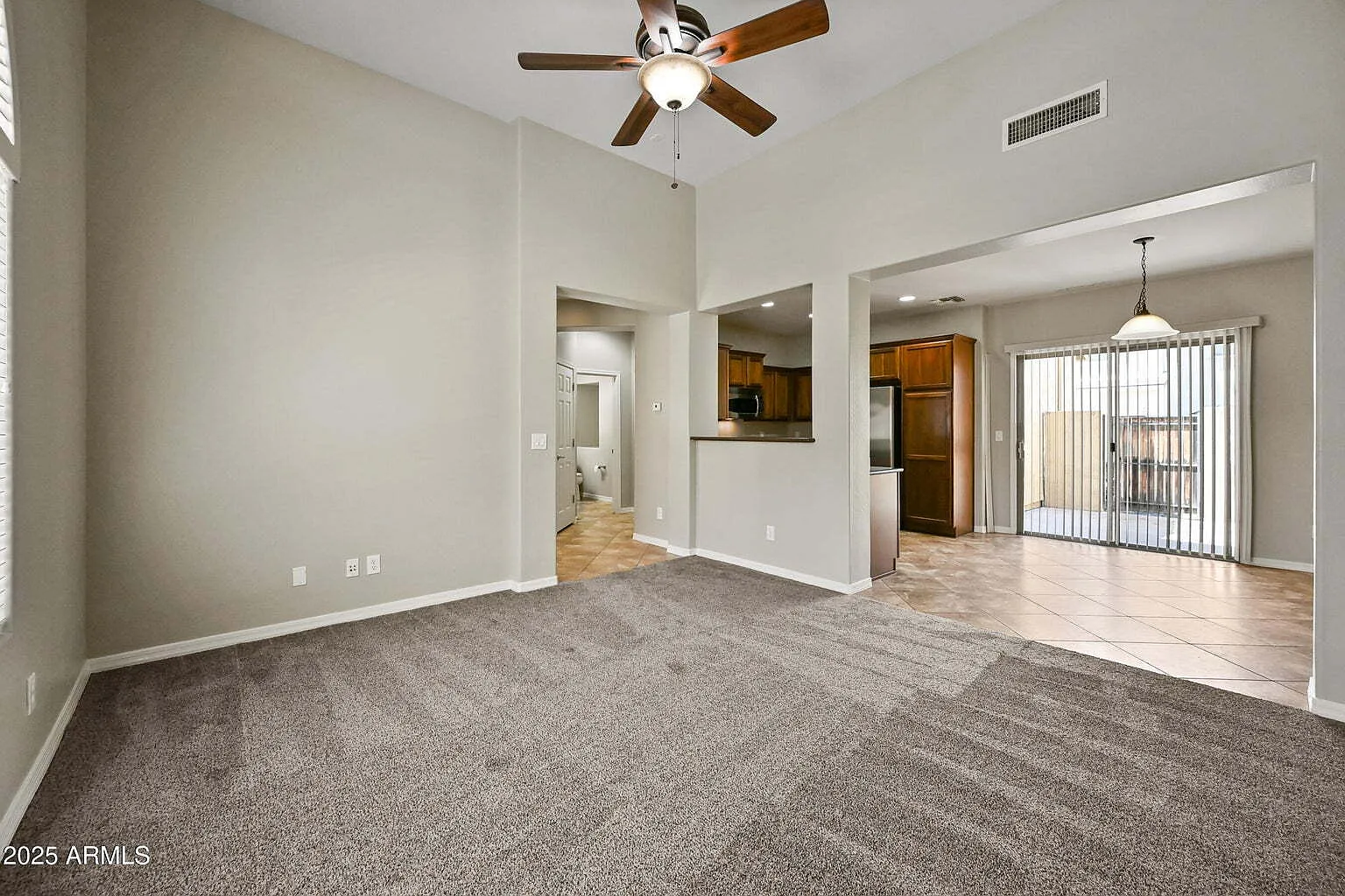 Studio, 2.5 bath, 1454 sqft, $2,060 — Photo 4