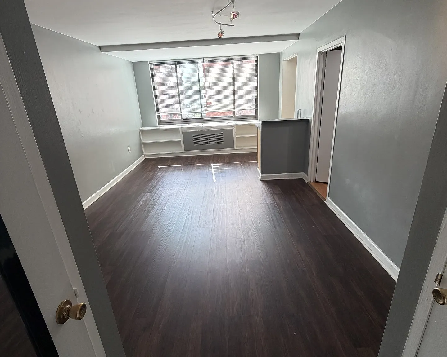 Studio, 378 sqft, $1,500 — Photo 1