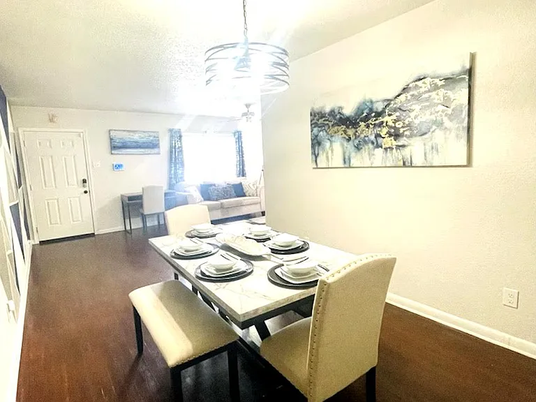 342 Donaldson Ave — Photo 5