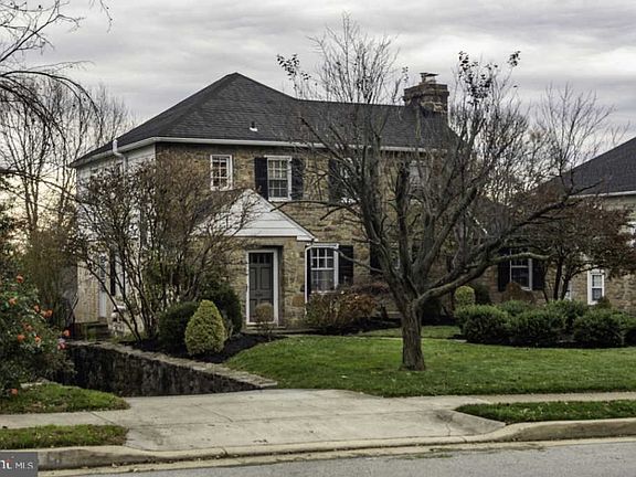 4th image of 16 Brandywine Blvd