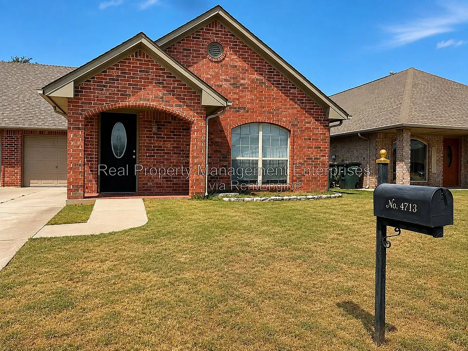 4713 Castle Bay Cv
