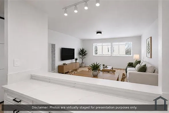 2 bed, $2,195 — Photo 3