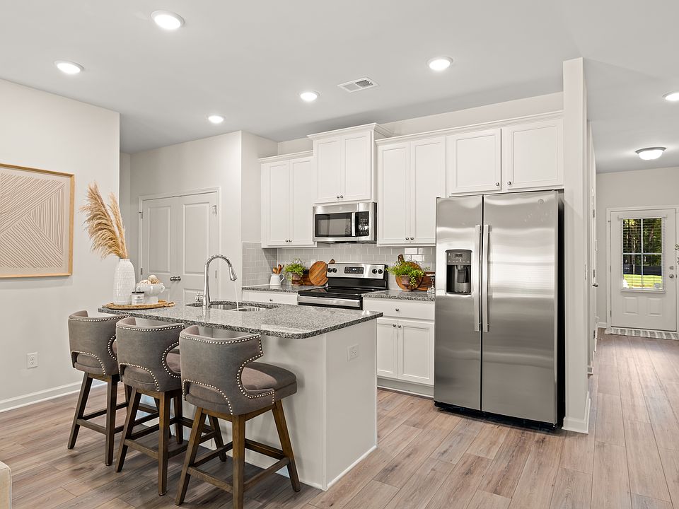 Edmund Plan, Cambridge at Towne Center, Hoschton, GA 30548 | Zillow