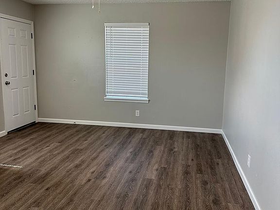 4th image of 5316 Carver Dr