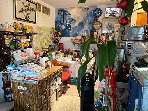 4th image of 9201 Clarewood Dr #257